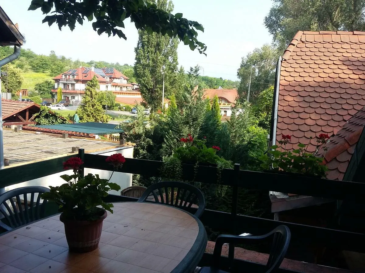 Bungalow a Szépasszonyvölgy közepén Apartament Eger Węgry